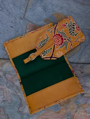 Embossed Leather Travel set - Passport cover & Luggage tag