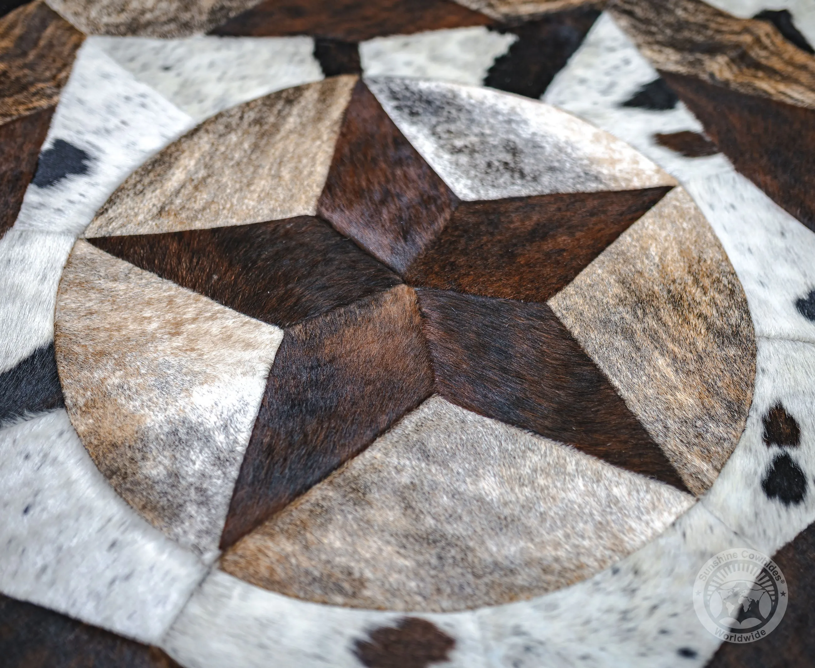 Round Cowhide Rug 60" - Multistar