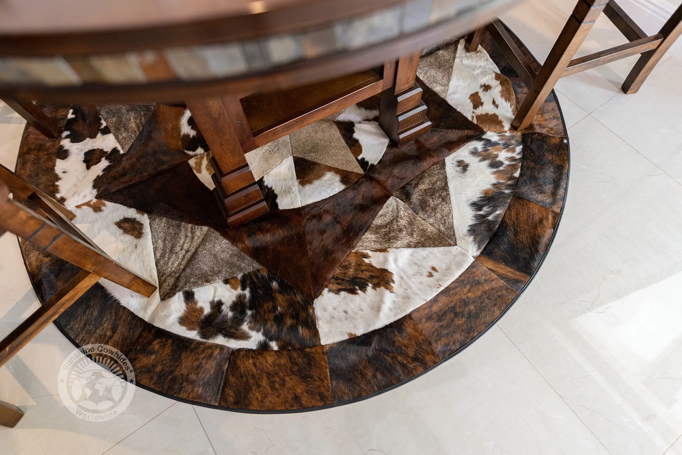 Round Cowhide Rug 60" - Multistar